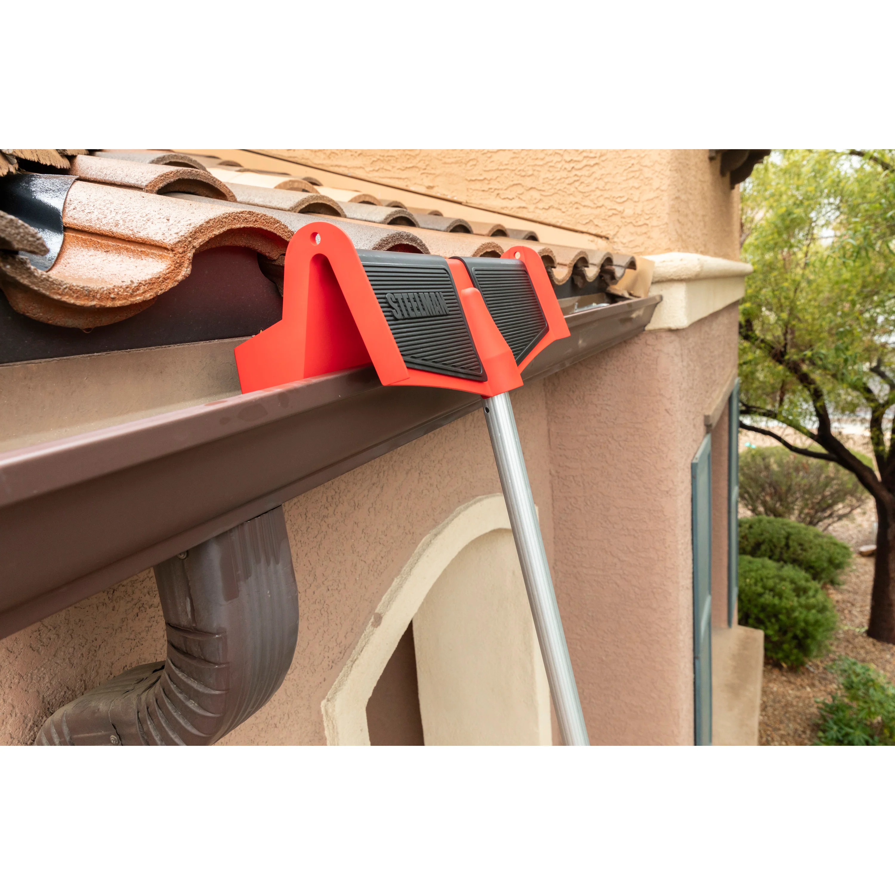 Gutter Guard Ladder Stabilizer - Image 9