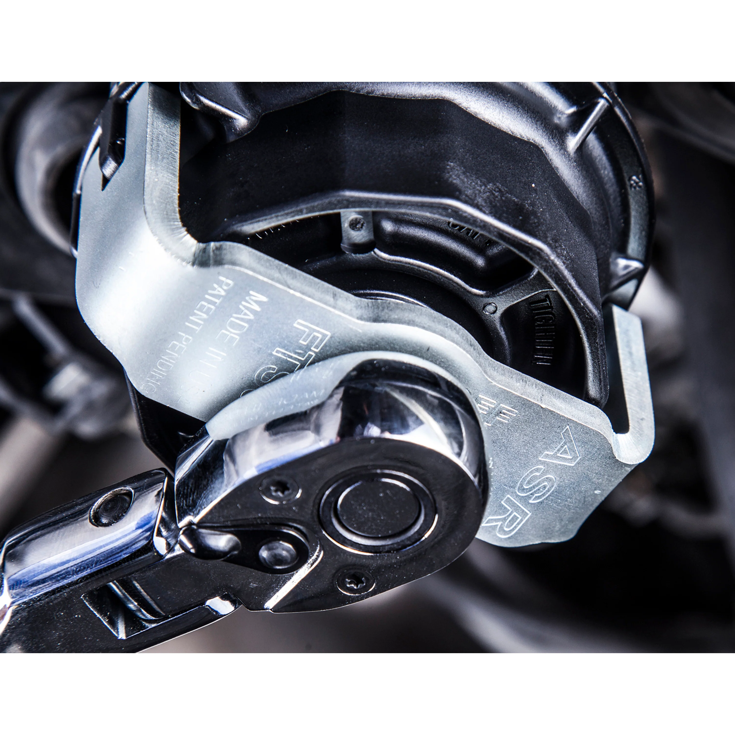 Long Reach Canister Oil Filter Housing Wrench for Toyota, Lexus, and Scion - Image 5